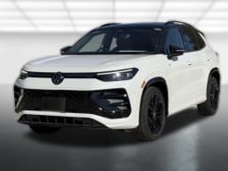 Volkswagen Tiguan SE R-Line Black FWD 2026 — side view