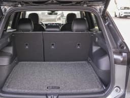 Volkswagen Tiguan SE R-Line Black FWD 2026 — side view
