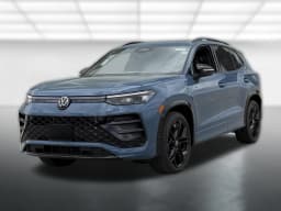 Volkswagen Tiguan SE R-Line Black FWD 2026 — side view