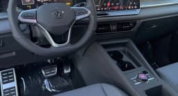Volkswagen Tiguan SE R-Line Black FWD 2026 — side view