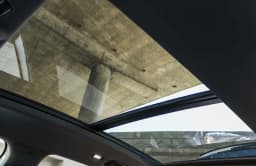 Volkswagen Tiguan SE R-Line Black FWD 2026 — side view