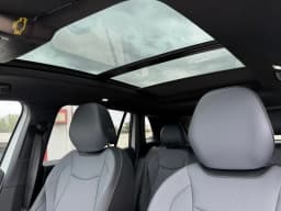 Volkswagen Tiguan SE R-Line Black FWD 2026 — side view