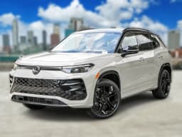 Volkswagen Tiguan SE R-Line Black FWD 2026 — side view