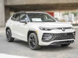 Volkswagen Tiguan SE R-Line Black FWD 2026 — side view
