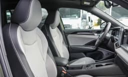 Volkswagen Tiguan SE R-Line Black FWD 2026 — side view
