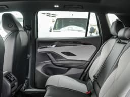 Volkswagen Tiguan SE R-Line Black FWD 2026 — side view