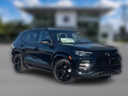 Volkswagen Tiguan SE R-Line Black FWD 2026 — side view