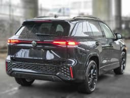 Volkswagen Tiguan SE R-Line Black 2.0T FWD 2026 — side view
