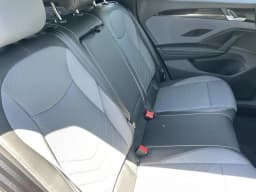 Volkswagen Tiguan SE R-Line Black 2.0T FWD 2026 — side view