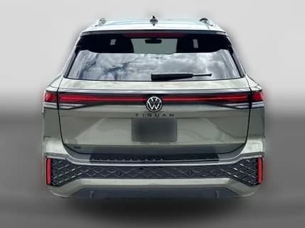Volkswagen Tiguan SE R-Line Black FWD 2026 — side view