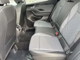Volkswagen Tiguan SE R-Line Black FWD 2026 — side view