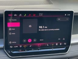 Volkswagen Tiguan SE R-Line Black 2.0T FWD 2026 — side view