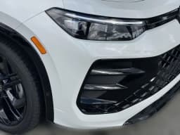 Volkswagen Tiguan SE R-Line Black 2.0T FWD 2026 — side view