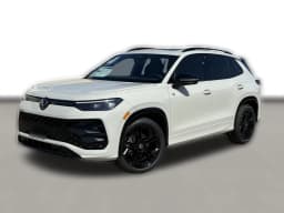 Volkswagen Tiguan SE R-Line Black 2.0T FWD 2026 — side view
