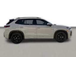 Volkswagen Tiguan SE R-Line Black 2.0T FWD 2026 — side view