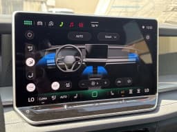 Volkswagen Tiguan SE R-Line Black 2.0T FWD 2026 — side view