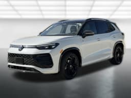 Volkswagen Tiguan SE R-Line Black 2.0T FWD 2026 — side view