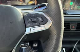 Volkswagen Tiguan SE R-Line Black 2.0T FWD 2026 — side view