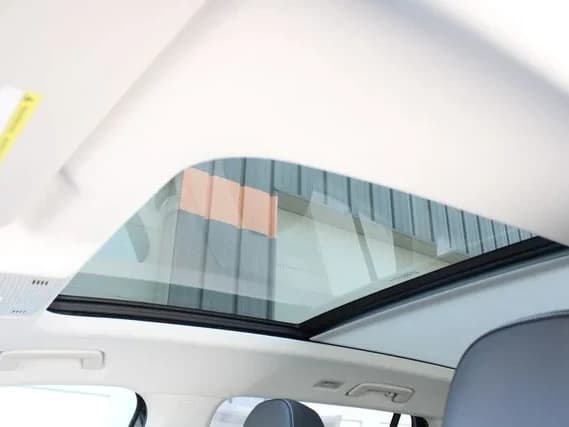 Volkswagen Tiguan SE 2.0T 4MOTION 2026 — side view