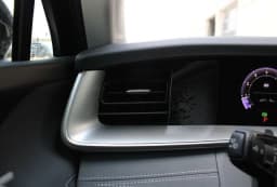 Volkswagen Tiguan SE 2.0T 4MOTION 2026 — side view
