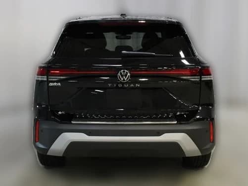 Volkswagen Tiguan SE 2.0T 4MOTION 2026 — side view