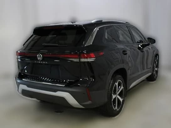 Volkswagen Tiguan SE 2.0T 4MOTION 2026 — side view