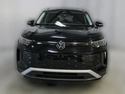 Volkswagen Tiguan SE 2.0T 4MOTION 2026 — side view