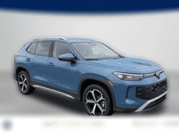 Volkswagen Tiguan SE 2.0T 4MOTION 2026 — side view