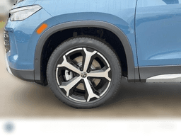 Volkswagen Tiguan SE 2.0T 4MOTION 2026 — side view