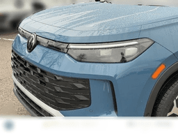 Volkswagen Tiguan SE 2.0T 4MOTION 2026 — side view