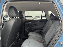 Volkswagen Tiguan SE 2.0T 4MOTION 2026 — side view