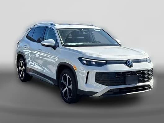 Volkswagen Tiguan SE 4MOTION 2026 — side view