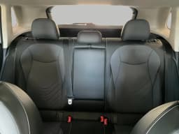 Volkswagen Tiguan SE 4MOTION 2026 — side view