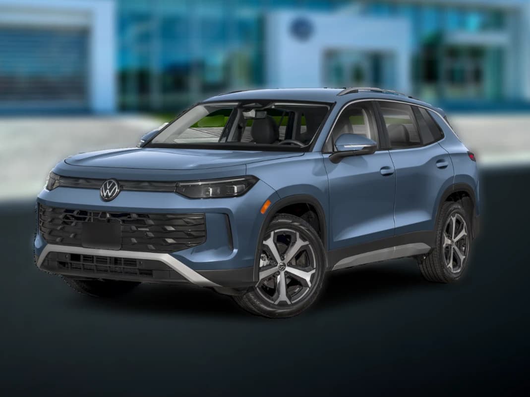 Volkswagen Tiguan SE 4MOTION 2026 — side view