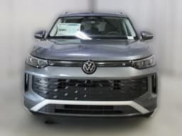 Volkswagen Tiguan SE FWD 2026 — side view