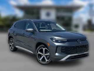 Volkswagen Tiguan SE 2.0T FWD