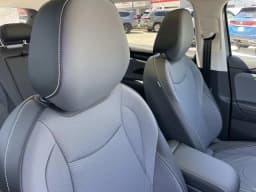 Volkswagen Tiguan SE 2.0T FWD 2026 — side view