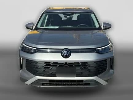 Volkswagen Tiguan SE FWD 2026 — side view