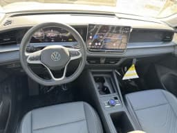 Volkswagen Tiguan SE FWD 2026 — side view