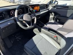 Volkswagen Tiguan SE FWD 2026 — side view