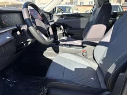 Volkswagen Tiguan SE FWD 2026 — side view