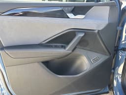 Volkswagen Tiguan SE FWD 2026 — side view
