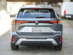 Volkswagen Tiguan SE FWD 2026 — side view