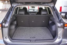 Volkswagen Tiguan SE FWD 2026 — side view