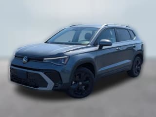 Volkswagen Taos SE FWD
