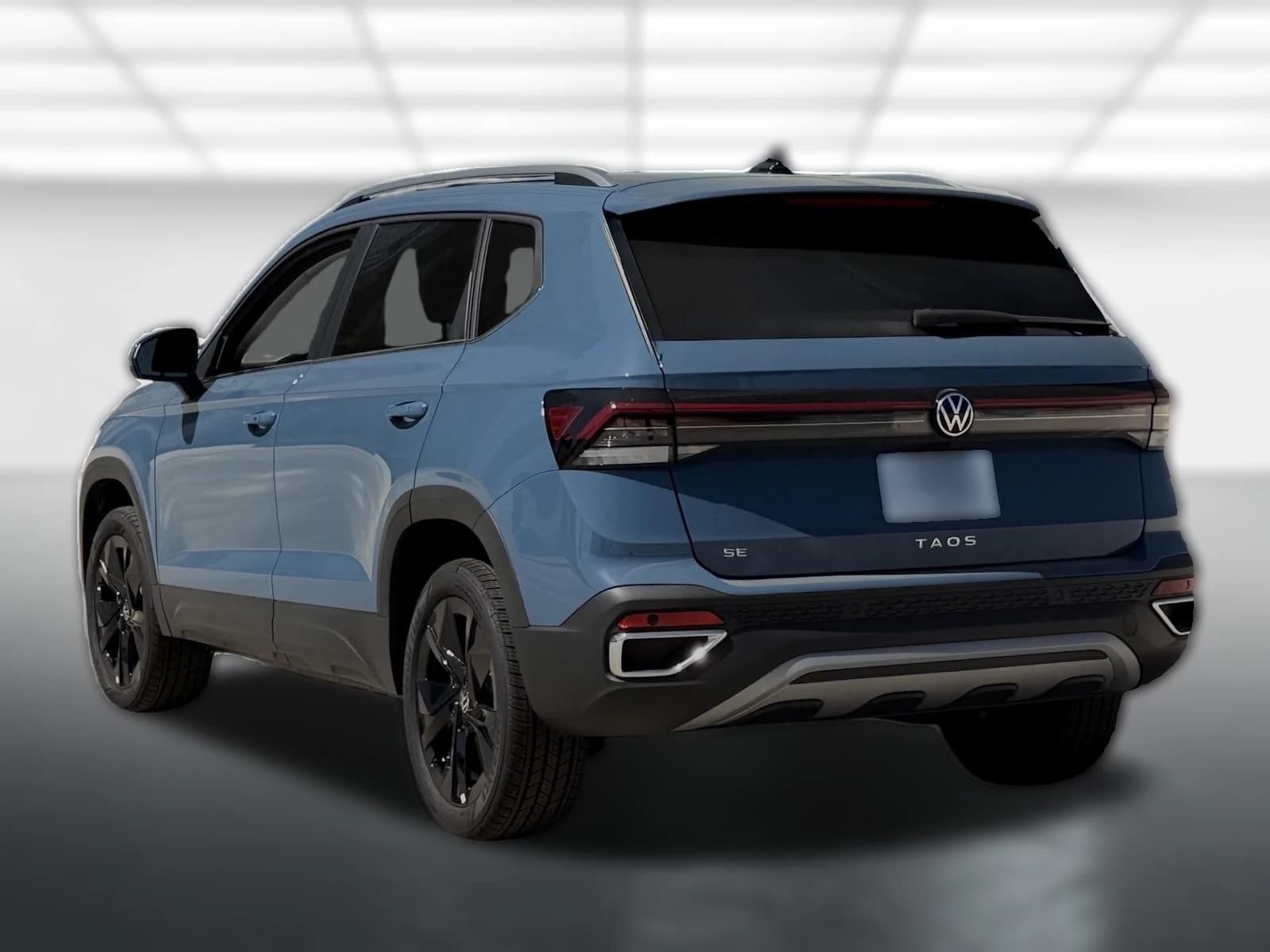 Volkswagen Taos SE FWD 2026 — side view