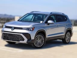 Volkswagen Taos SE FWD 2025 — side view