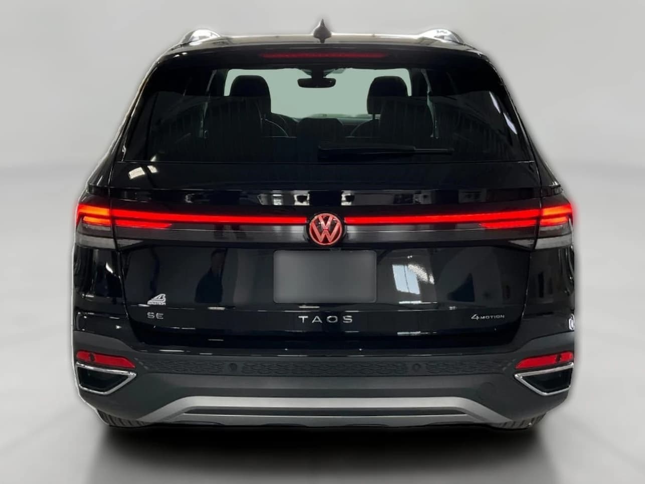 Volkswagen Taos SE 4MOTION 2026 — side view