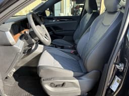 Volkswagen Tiguan SEL R-Line Turbo 2.0T 4MOTION 2026 — side view