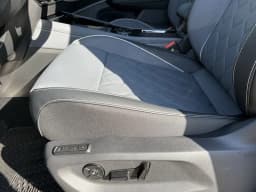Volkswagen Tiguan SEL R-Line Turbo 2.0T 4MOTION 2026 — side view